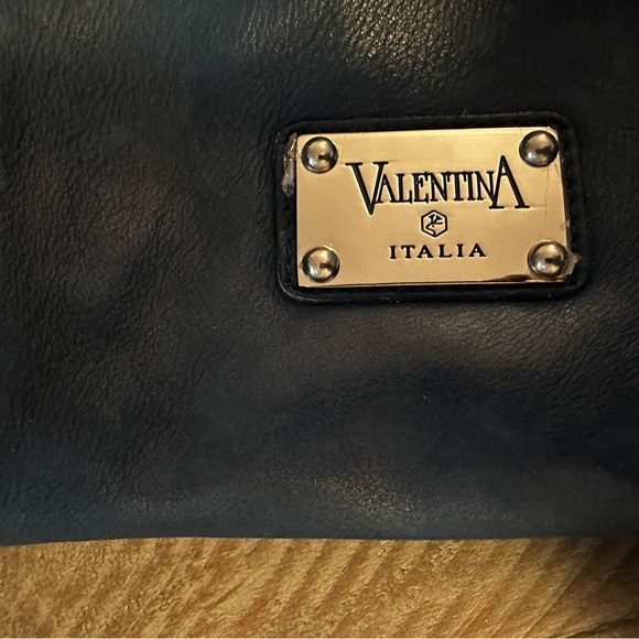 Valentina Italia Navy Blue Leather Purse - Picture 3 of 8